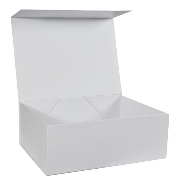 Boîte cadeau pelliculée avec fermeture aimantée recyclable